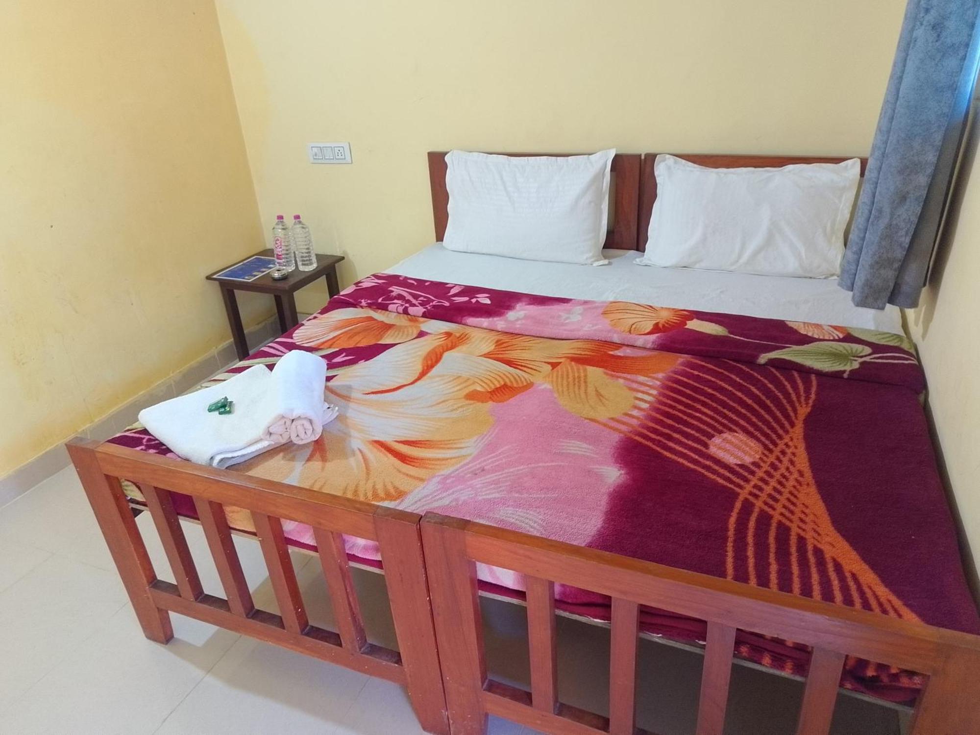Hotel Lucifer Pushkar Exteriör bild